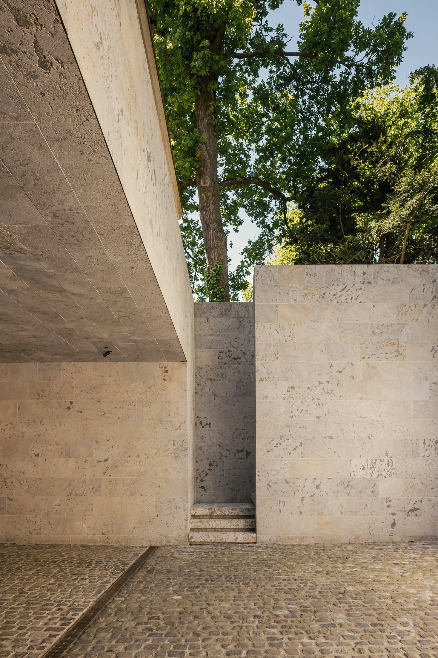 Afbeelding project Hedendaagse villa vormt een eenheid met de omgeving