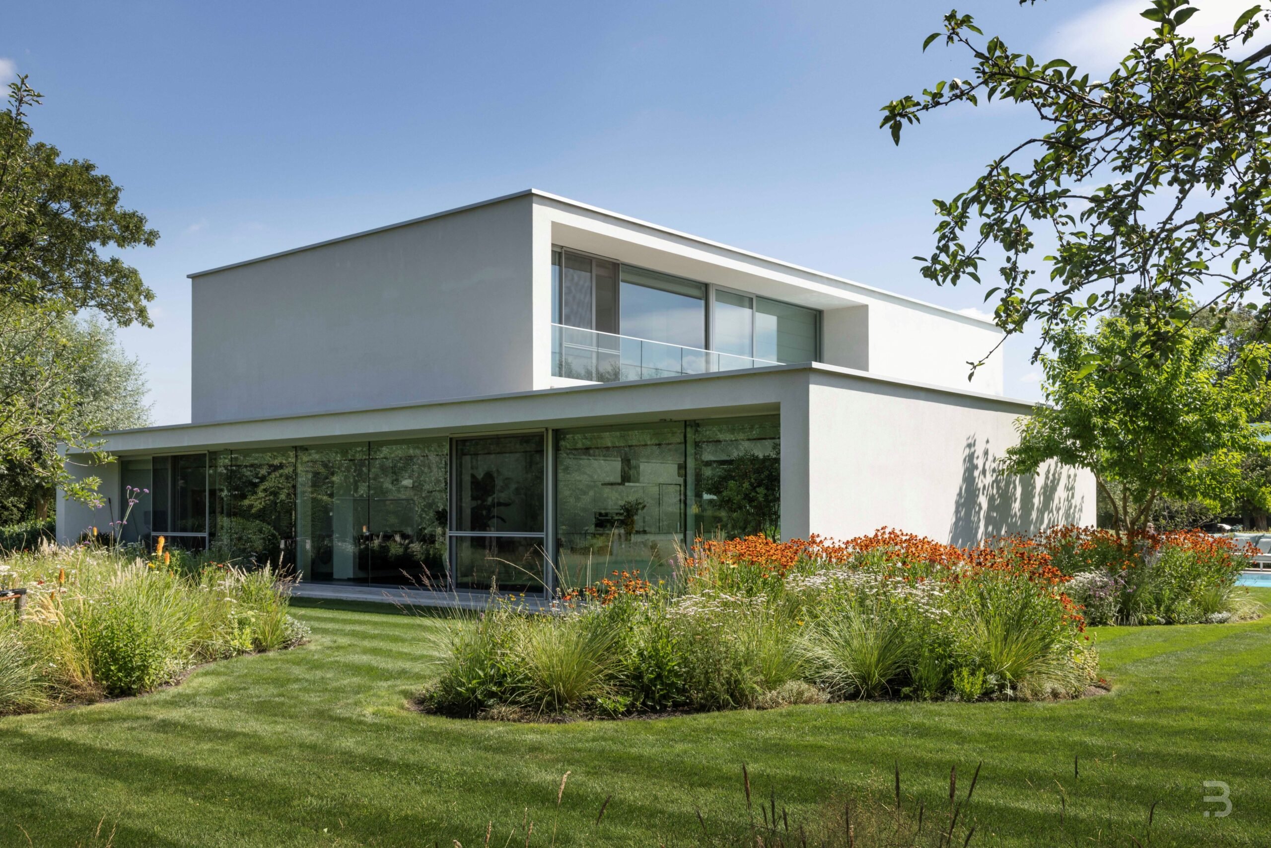 Afbeelding project Hedendaags totaalproject tuin | zwembad | poolhouse